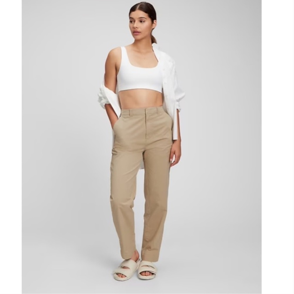 Women's Gap Khaki Pants